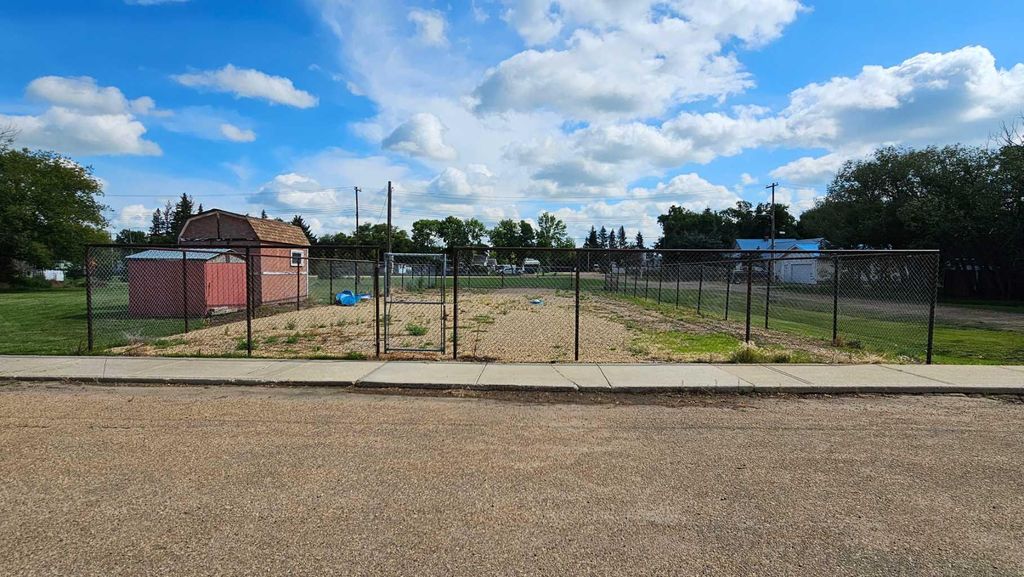 Photo of 113 1 Street E, Alliance, AB T0B 0A0 (MLS # A2292160)