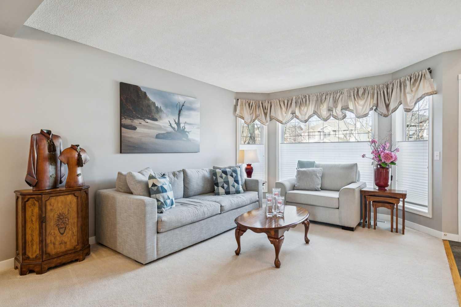 420 Rocky Ridge Bay NW