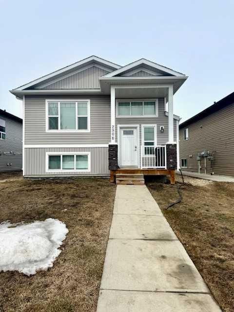Photo of 7506 114 Street, Grande Prairie, AB T8W 0K2 (MLS # A2301708)