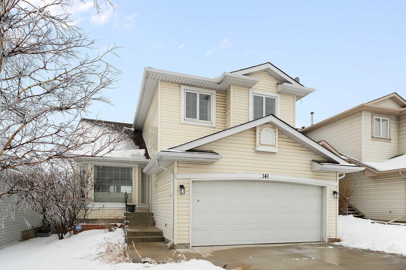 141 Arbour Stone Close NW