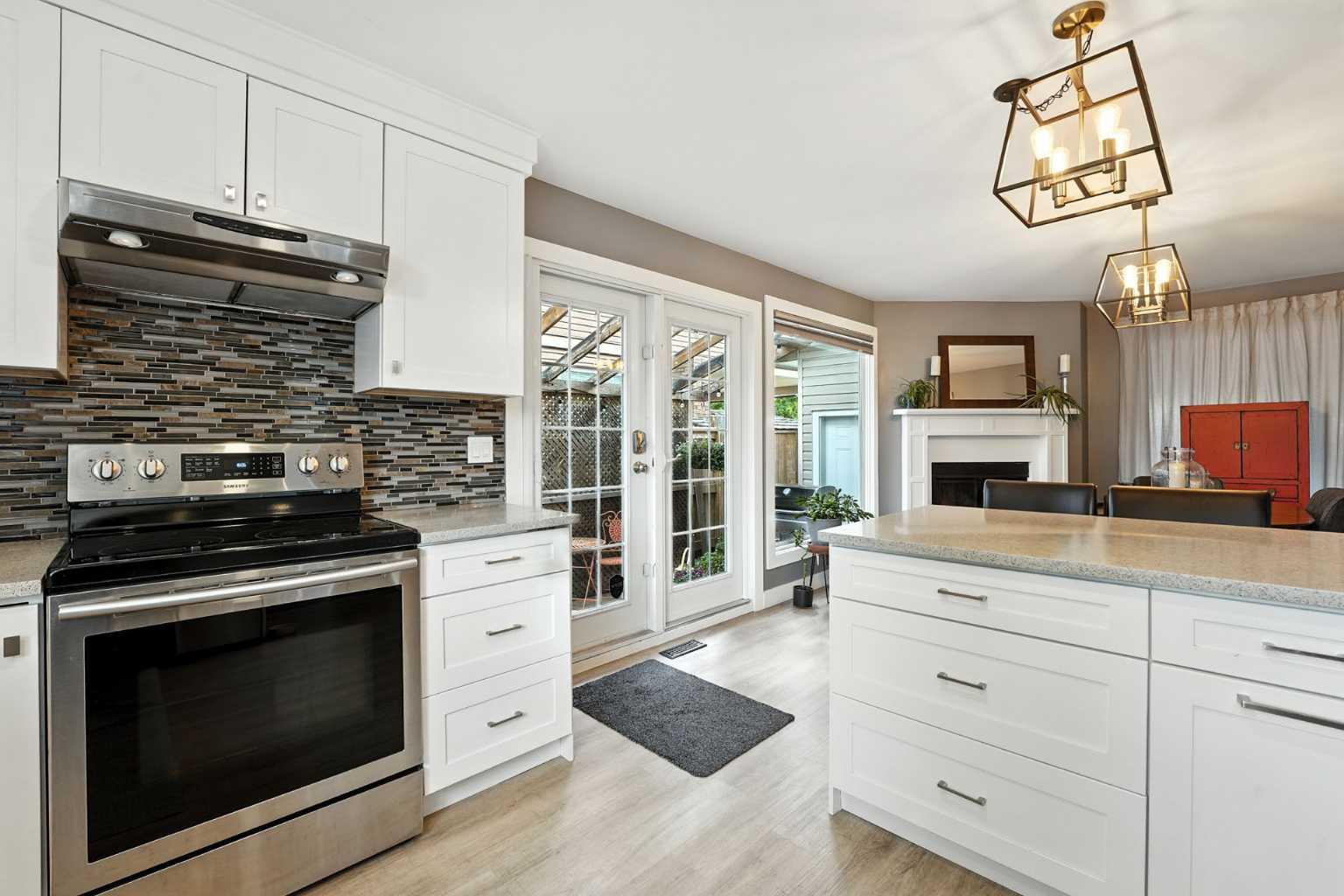 115 Macewan Glen Way NW