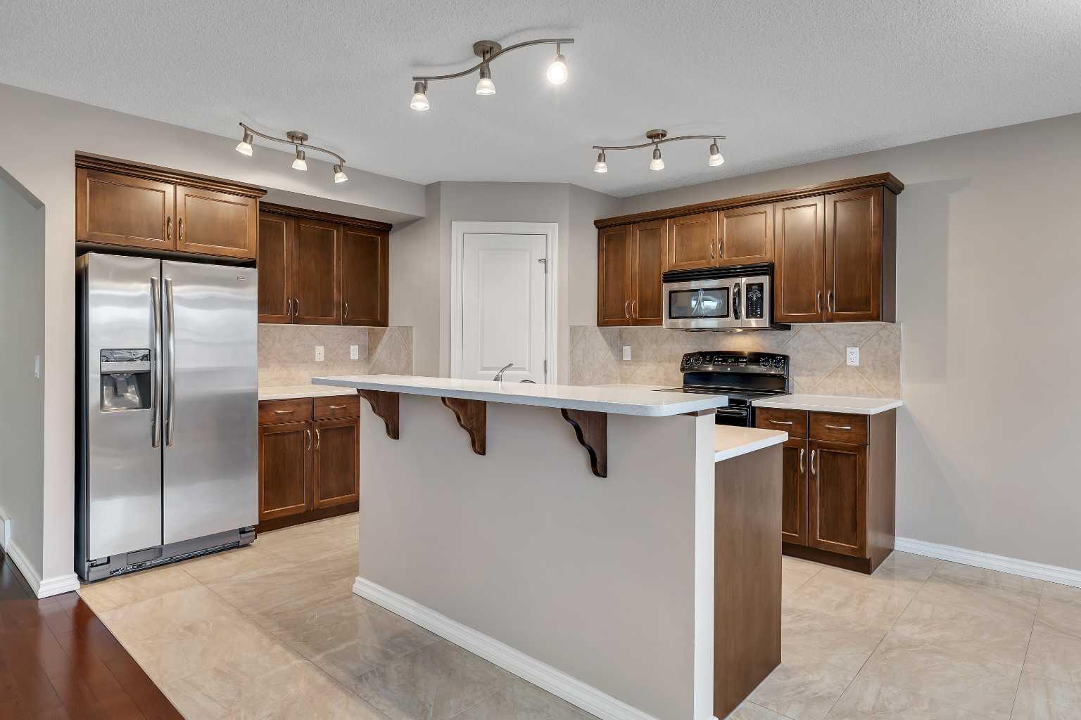 161 Silverado Range Cove SW