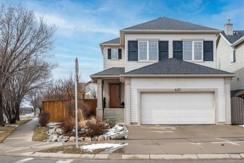 427 Copperfield Boulevard SE Calgary AB T2Z 4C4