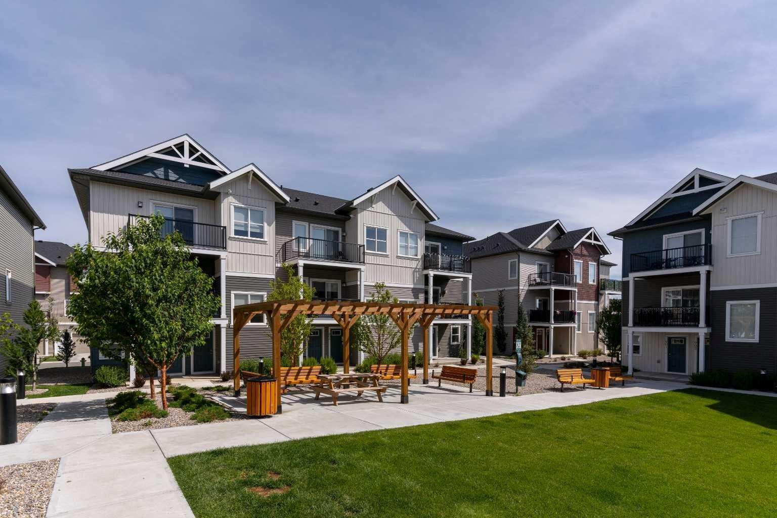 24 Rivercrest Drive 803
