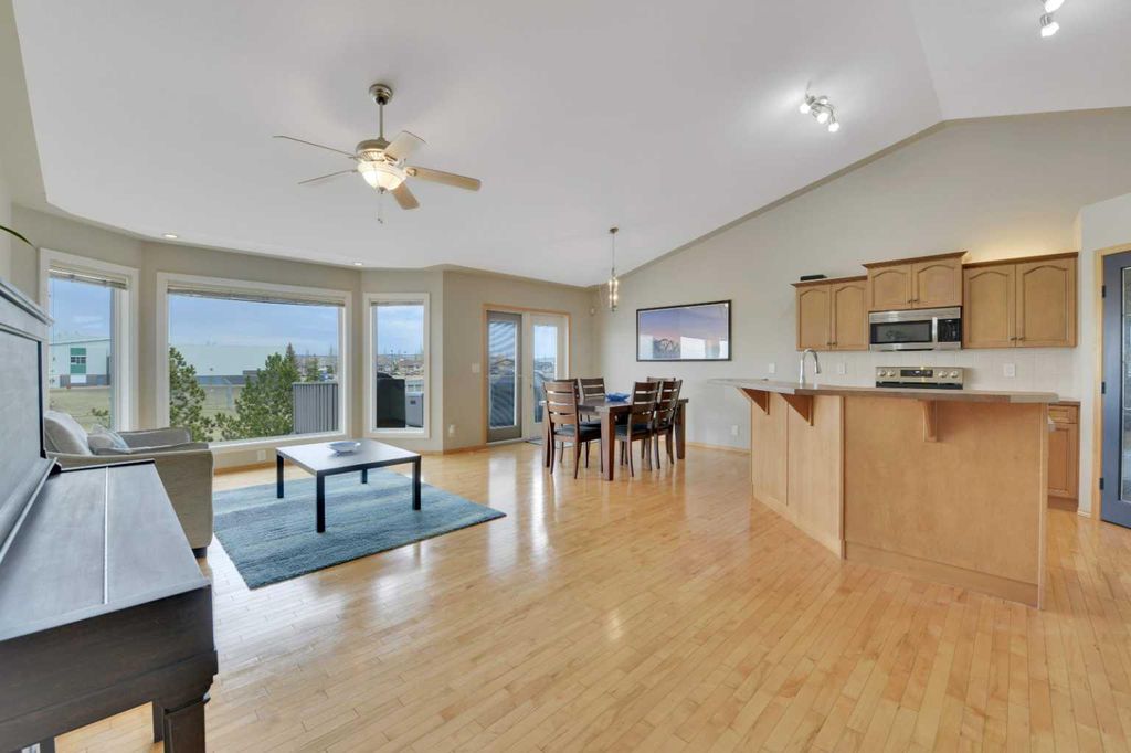Photo of 50 Langford Crescent, Red Deer, AB T4R 2X1 (MLS # A2314288)