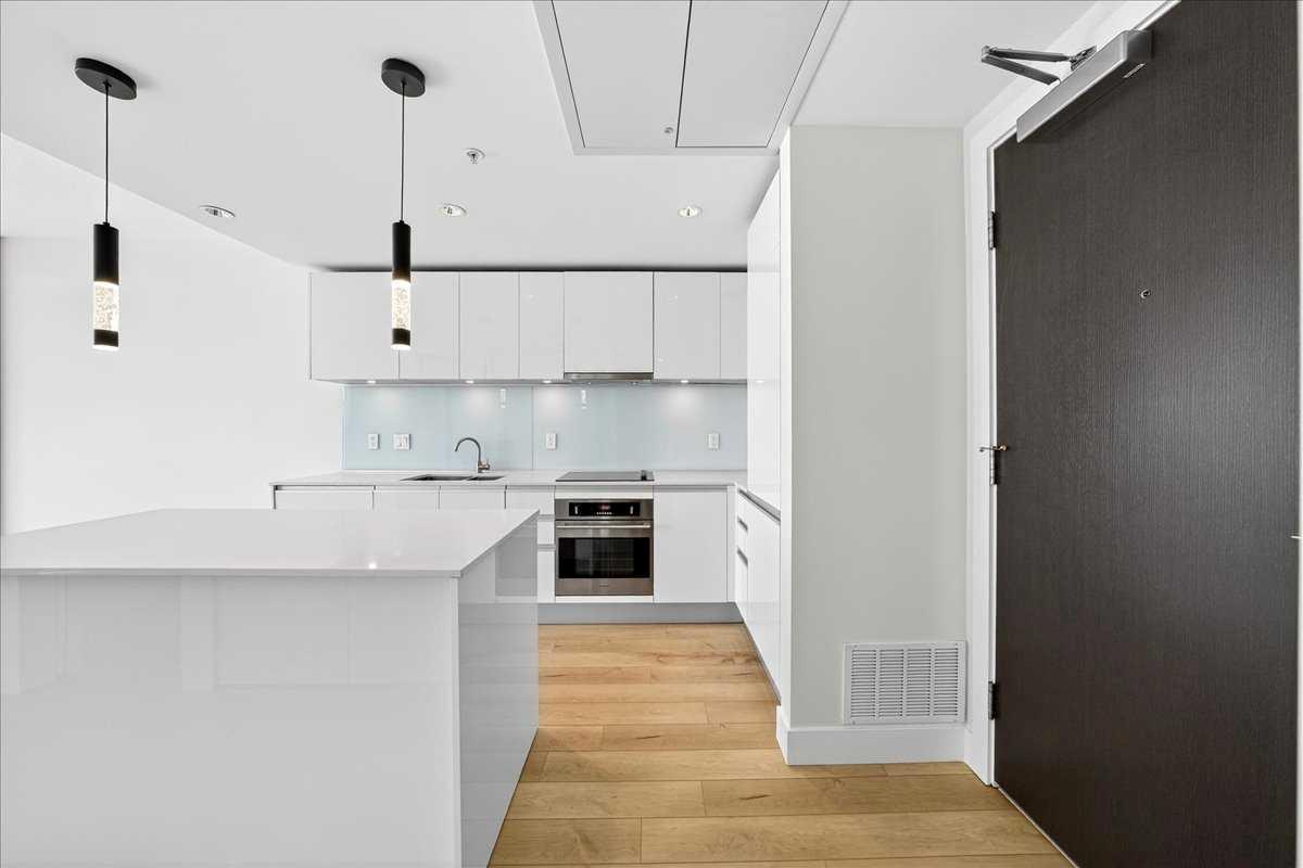 1122 3 Street SE 2703