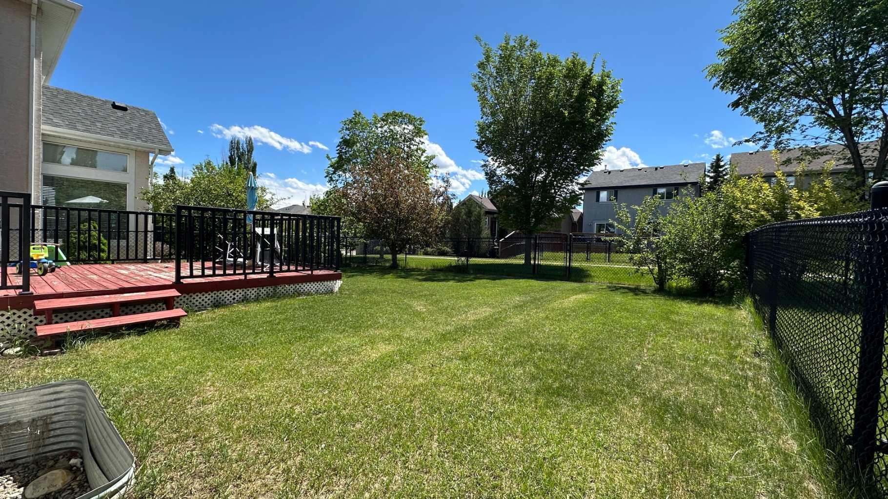 264 Everwillow Green SW
