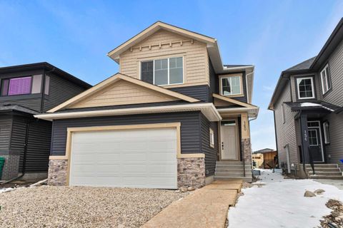 Photo of 160 Vantage Drive, Cochrane, AB T4C 3G3 (MLS # A2294791)