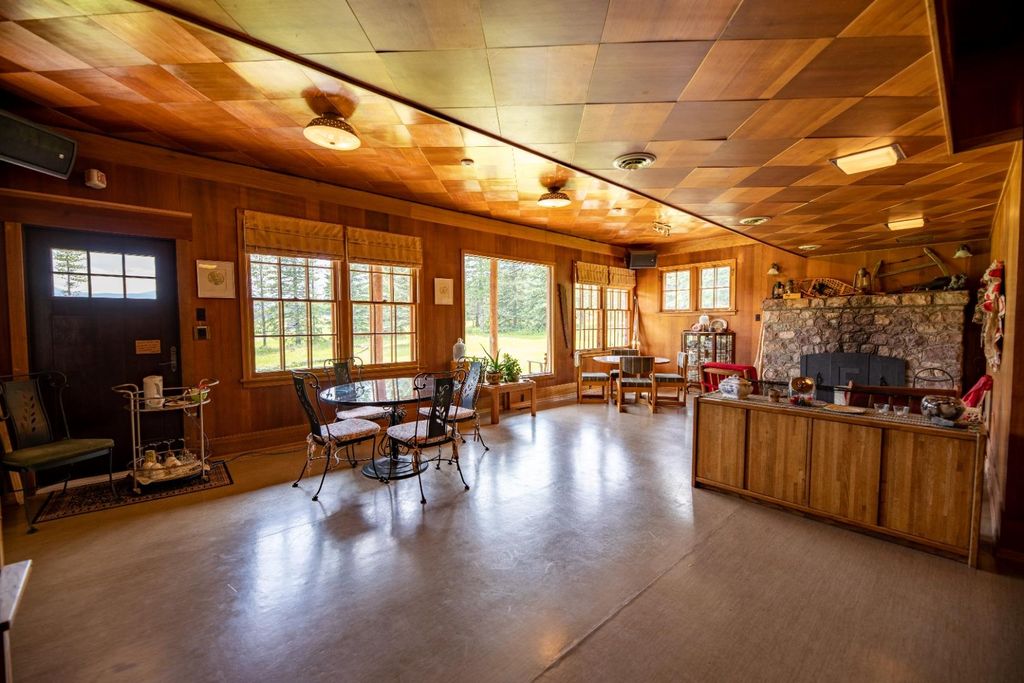 Photo of 50409A Highway 16, Rural Yellowhead County, AB T7V 1X4 (MLS # A2326946)