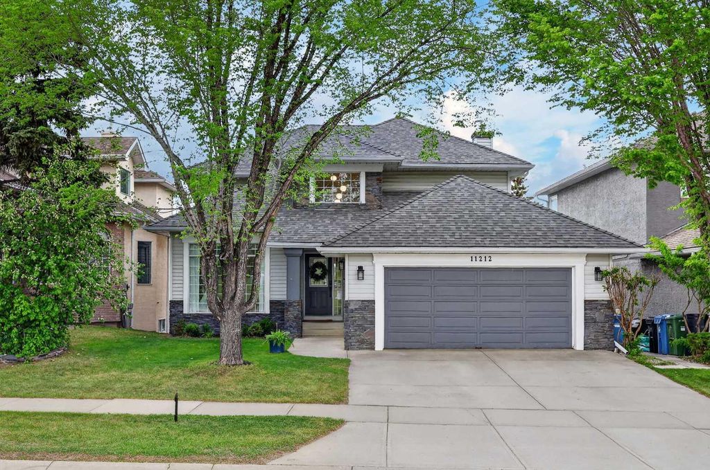 Photo of 11212 Valley Ridge Drive NW, Calgary, AB T3B 5L8 (MLS # A2316183)