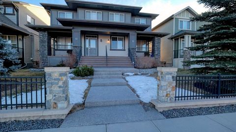 12 Legacy Gate SE Calgary AB T2X 0W4