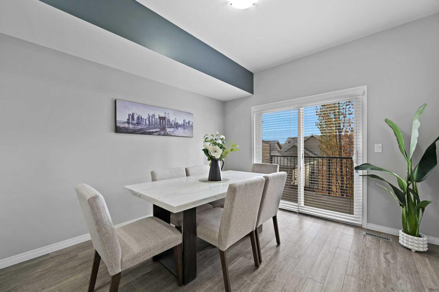 280 Williamstown Close NW 1205