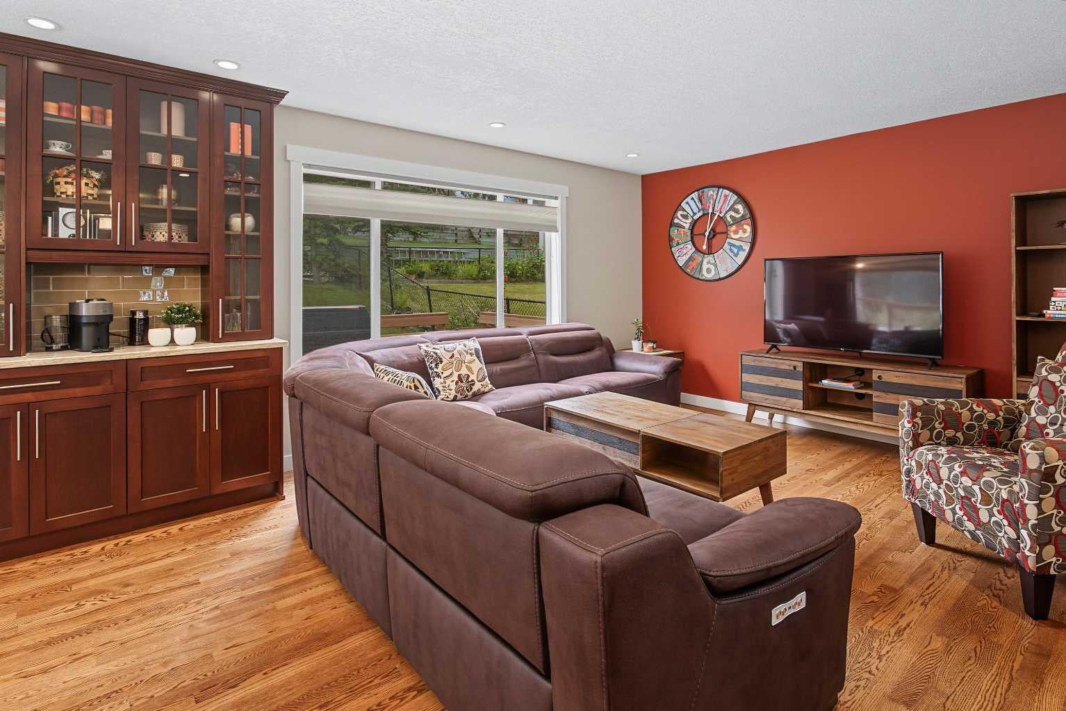21 Edgebrook Park NW