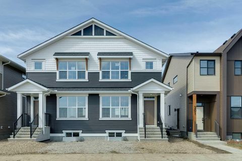 Photo of 205 Hotchkiss Road SE, Calgary, AB T3S 0T9 (MLS # A2298803)
