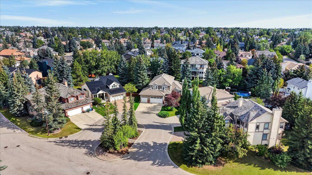 451 Hawkview Manor Circle NW