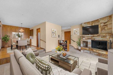 Photo of 4207 Brisebois Drive NW, Calgary, AB T2L 2G1 (MLS # A2308409)