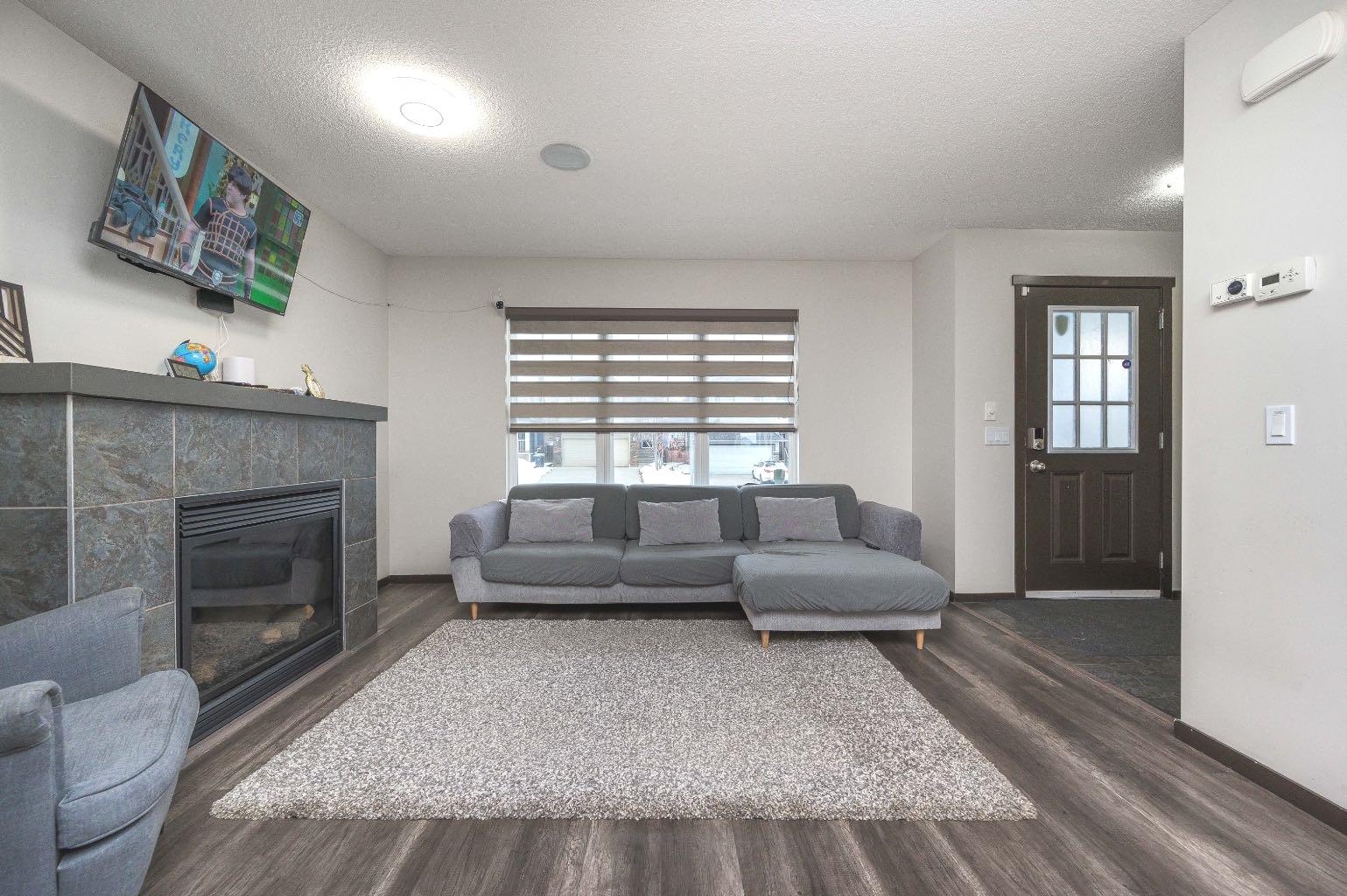 702 Panamount Boulevard NW