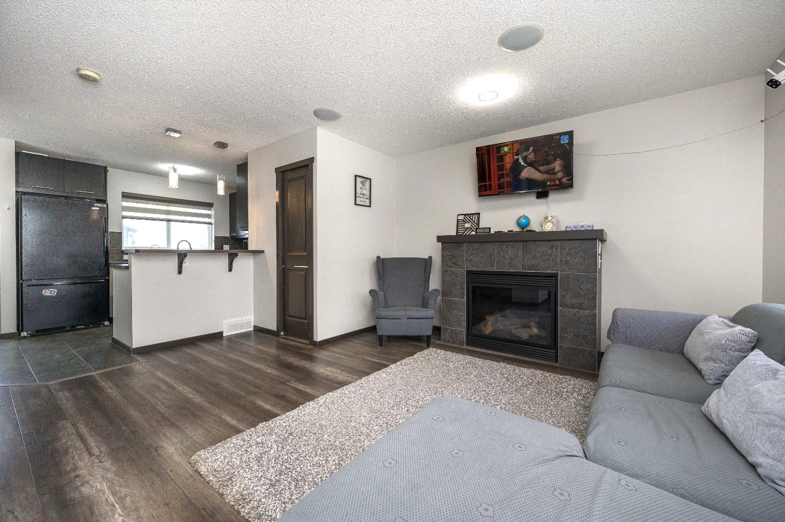 702 Panamount Boulevard NW