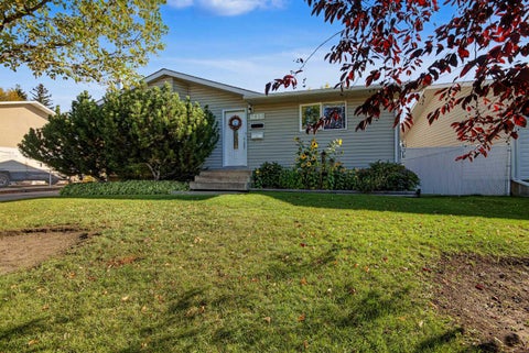 Photo of 7633 97A Street, Grande Prairie, AB T8V 3Z8 (MLS # A2348680)