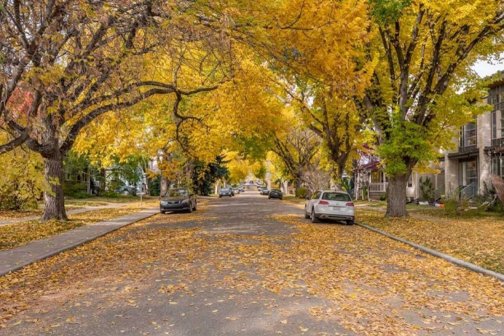 Photo of 2750 26 Avenue SW, Calgary, AB T3E 7V8 (MLS # A2347614)