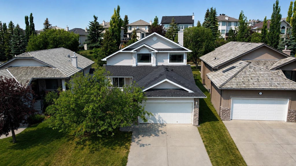 Photo of 120 Gleneagles Terrace, Cochrane, AB T4C 1W6 (MLS # A2346465)