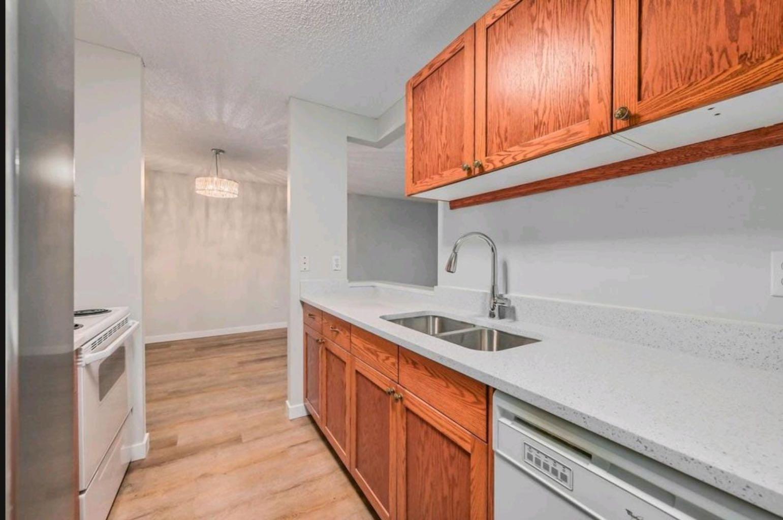 550 Westwood Drive SW 310
