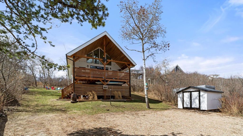 Photo of 62 Sands Street, Rochon Sands, AB T0C 2L0 (MLS # A2308049)