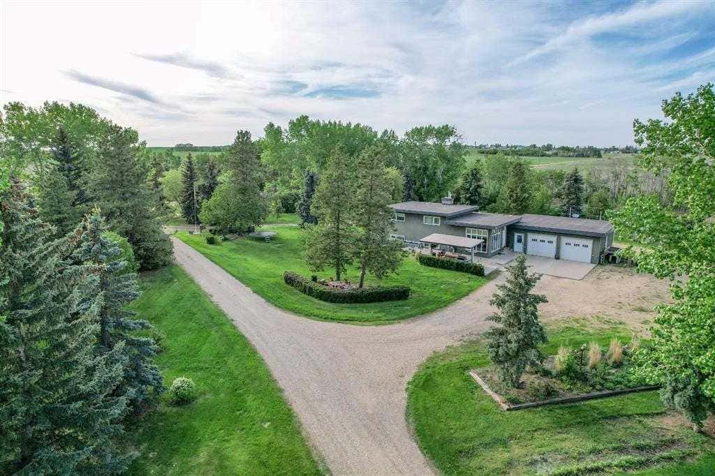 Photo of 44137 Range Road 201, Rural Camrose County, AB T0B 1J0 (MLS # A2339489)