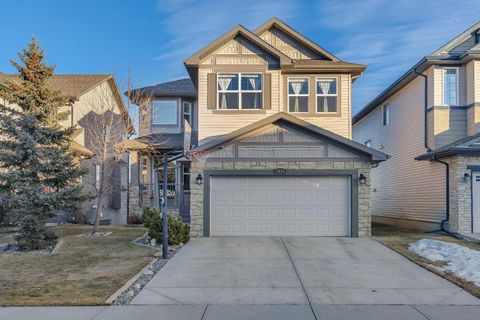 1678 Baywater Street SW Airdrie AB T4B 0A7