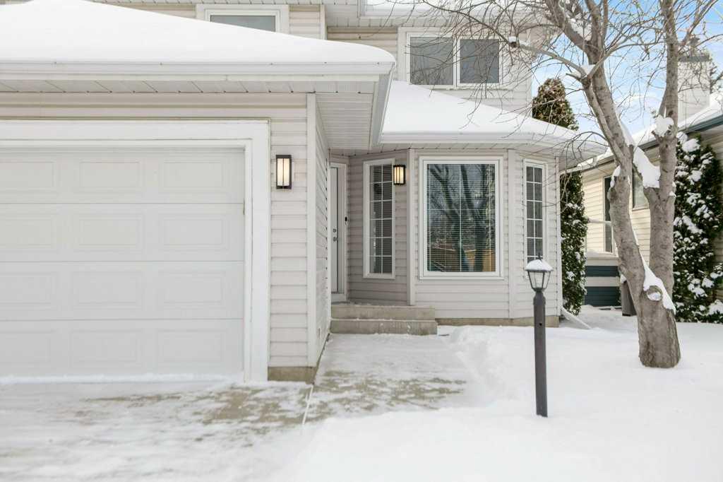 3641 Douglas Woods Heights SE