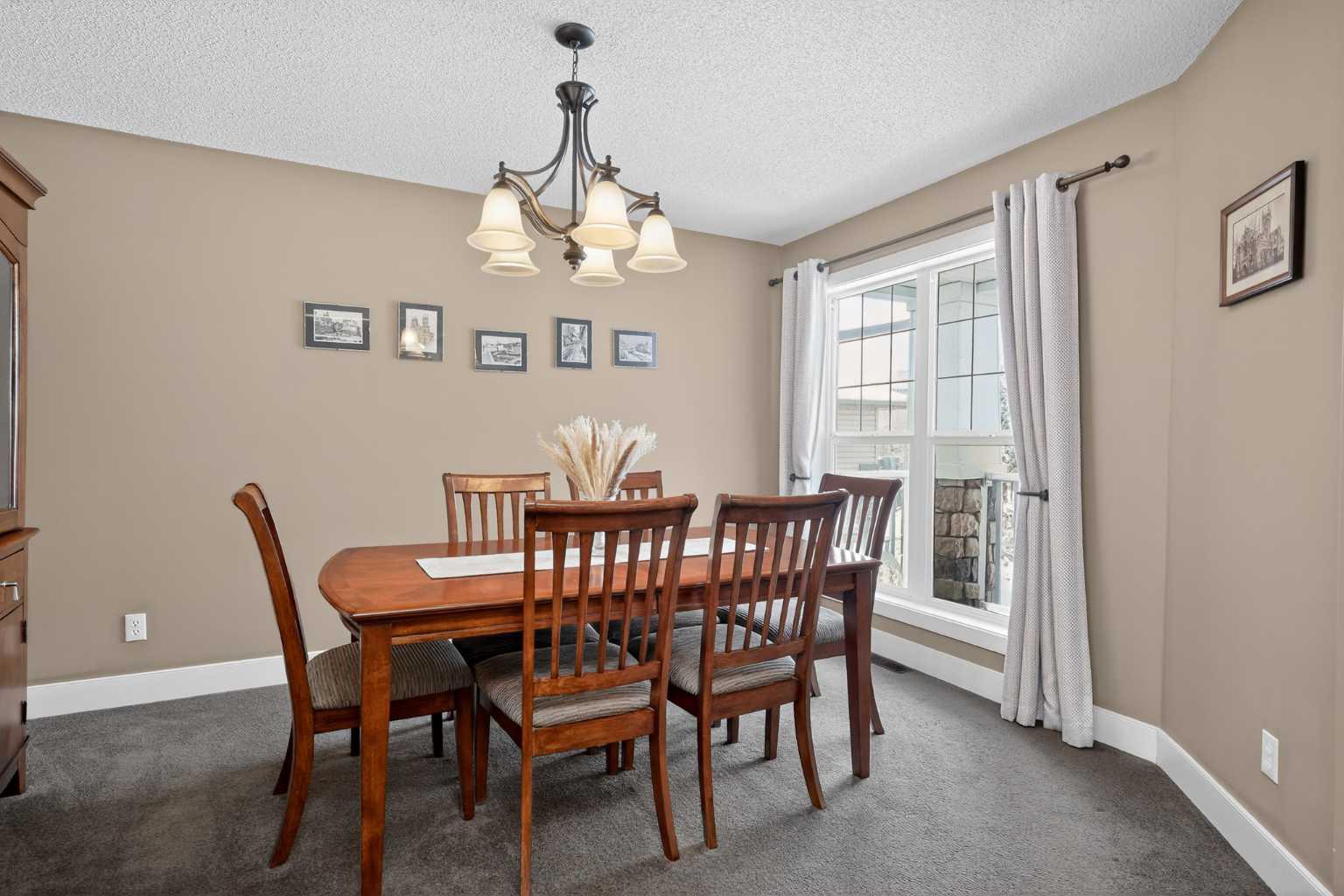 228 Westmount Crescent