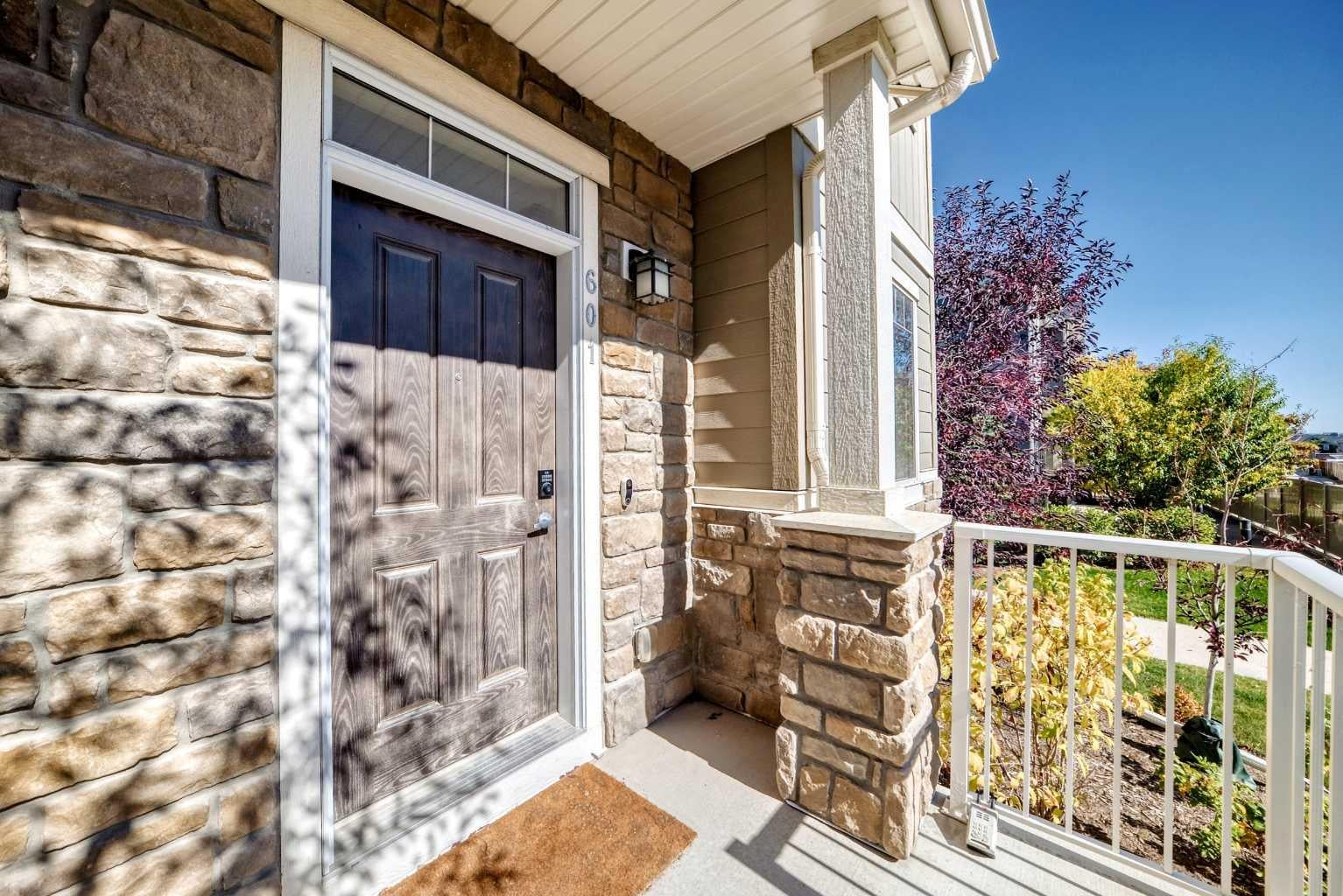 601 Evanston Manor NW
