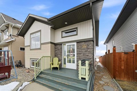 Photo of 146 Truant Crescent, Red Deer, AB T4P 0S8 (MLS # A2297301)