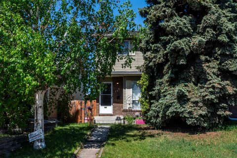 Photo of 167 Erin Mount Place SE, Calgary, AB T2B 2T3 (MLS # A2313964)