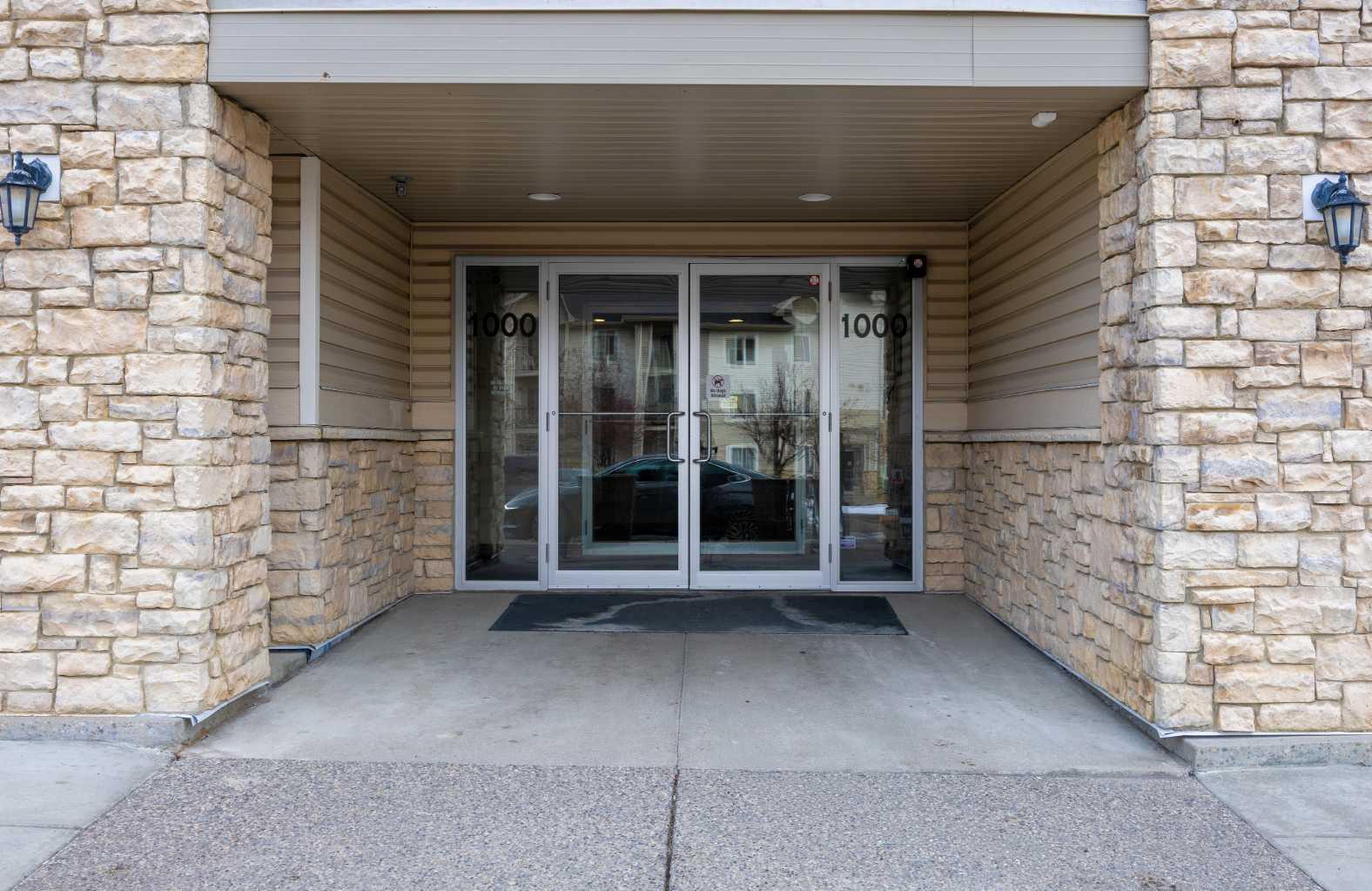 2371 Eversyde Avenue SW 1118