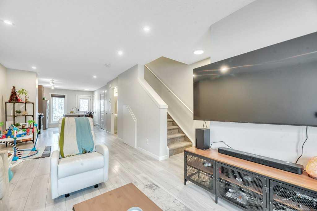 338 Seton Circle SE 413