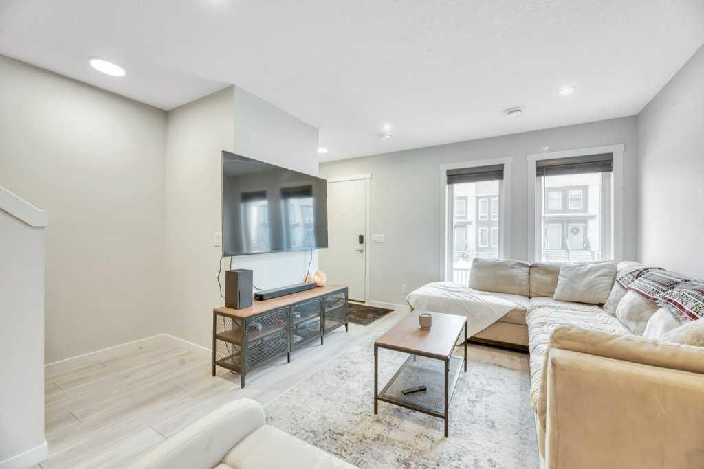 338 Seton Circle SE 413