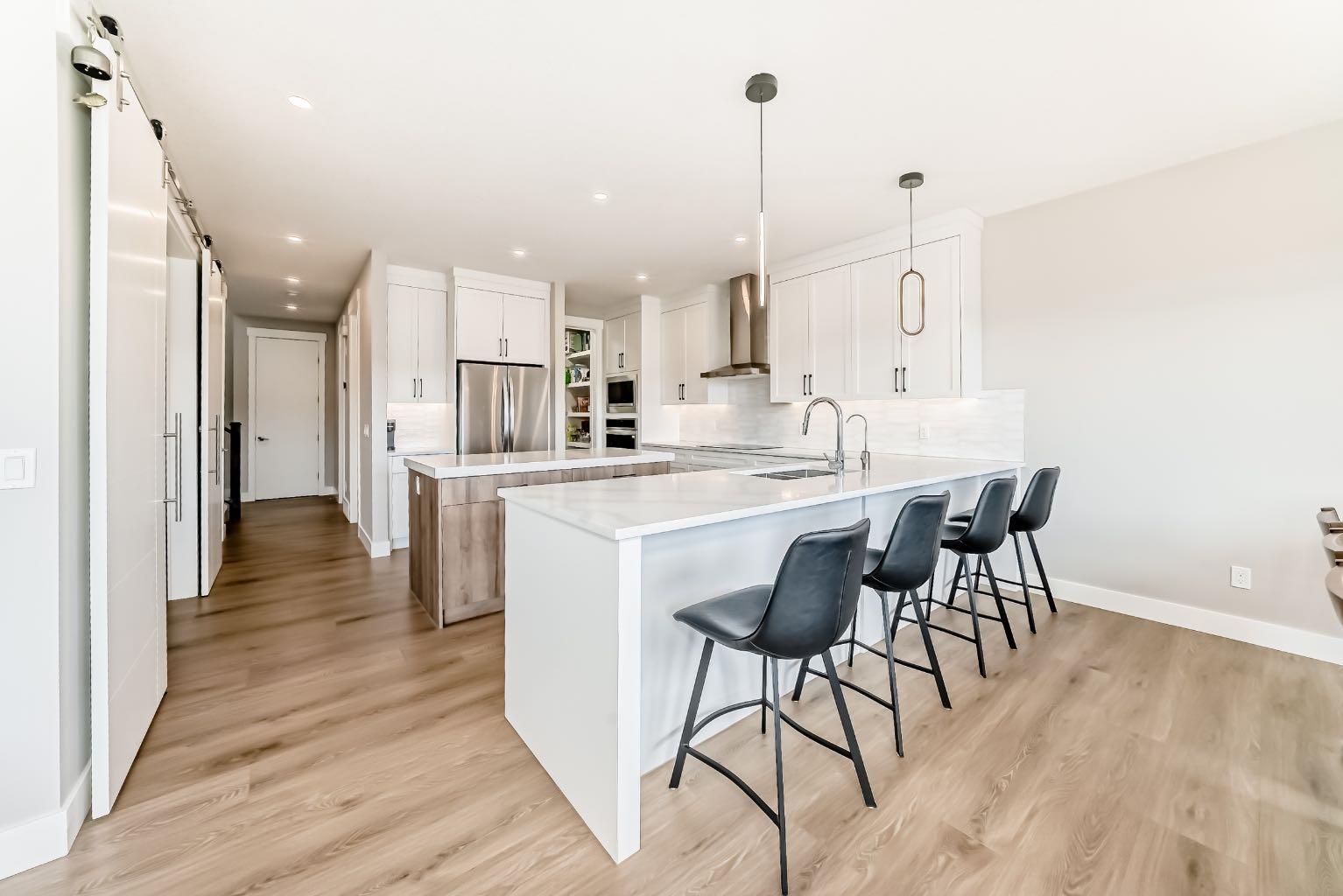 80 Vantage Drive