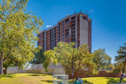 Photo of 4944 Dalton Drive NW #408, Calgary, AB T3A 2E6 (MLS # A2352327)