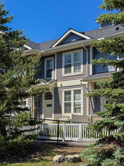 Photo of 5 Auburn Bay Common SE, Calgary, AB T3M 0M6 (MLS # A2324356)