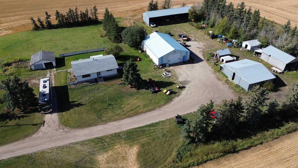 Photo of 70054 TWP RD 715, Grande Prairie, AB T8W 5J4 (MLS # A2348817)