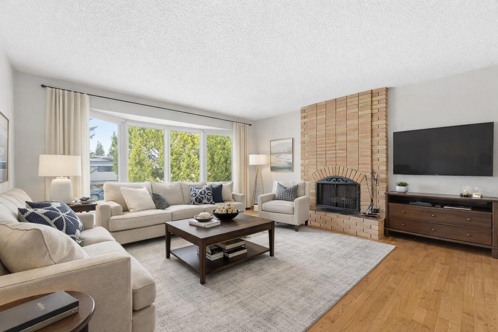 Photo of 311 Parkglen Crescent SE, Calgary, AB T2V 4M4 (MLS # A2292910)