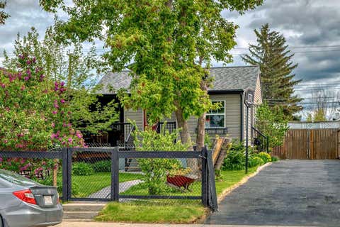 Photo of 1834 42 Street SE, Calgary, AB T2B 1B5 (MLS # A2332851)