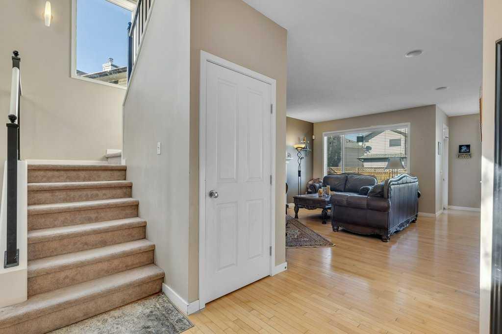 119 Valley Stream Circle NW