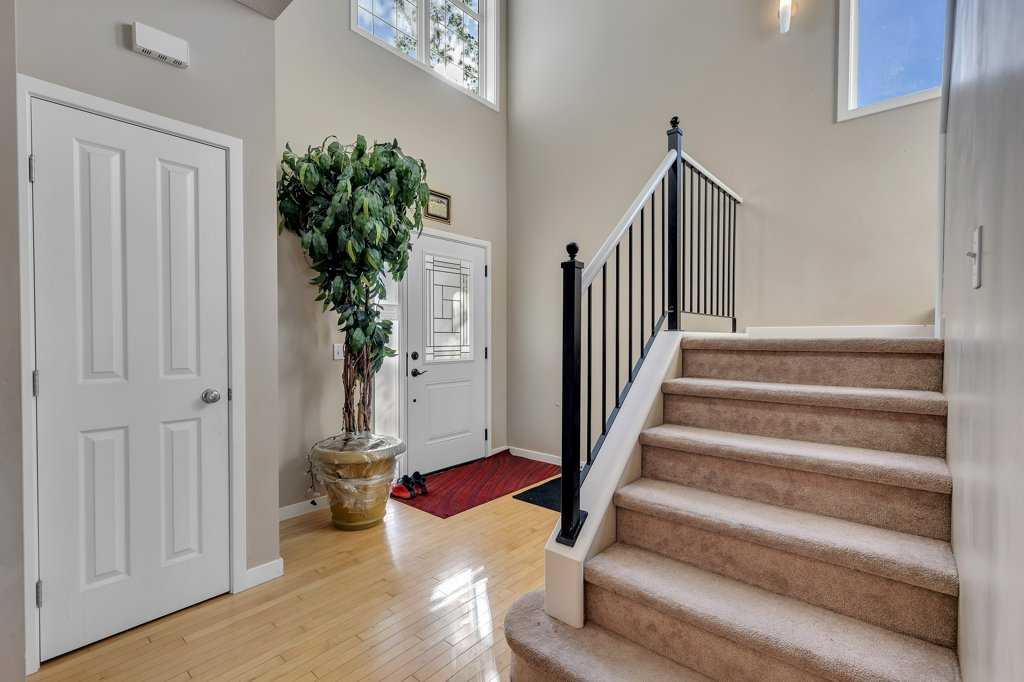 119 Valley Stream Circle NW