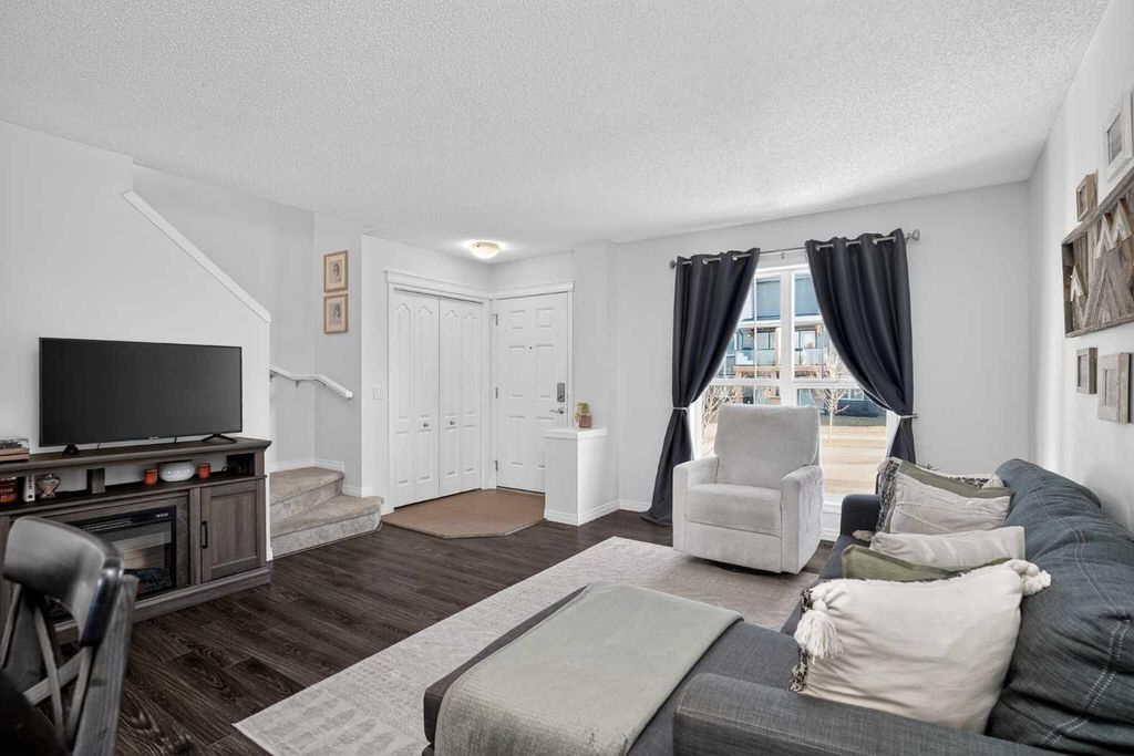 Photo of 61 Auburn Meadows View SE, Calgary, AB T3M 2C9 (MLS # A2284439)