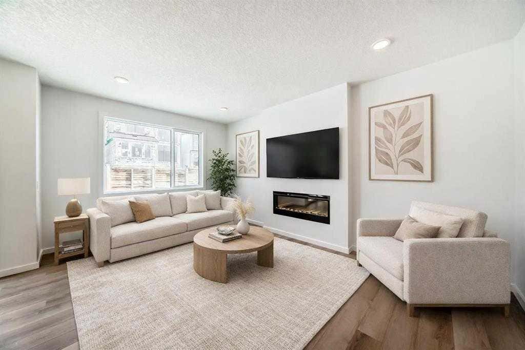 Photo of 167 Mallard Heath SE, Calgary, AB T3S 0E3 (MLS # A2318484)