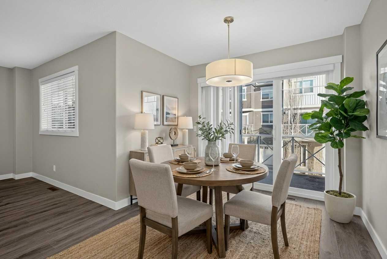 307 Skyview Ranch Grove NE