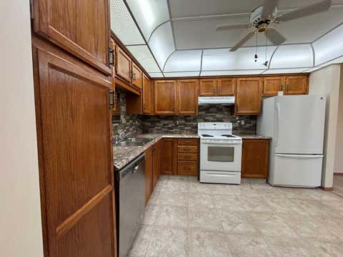 Photo of 3090 15 Avenue SE #305, Medicine Hat, AB T1B 3Z3 (MLS # A2335698)