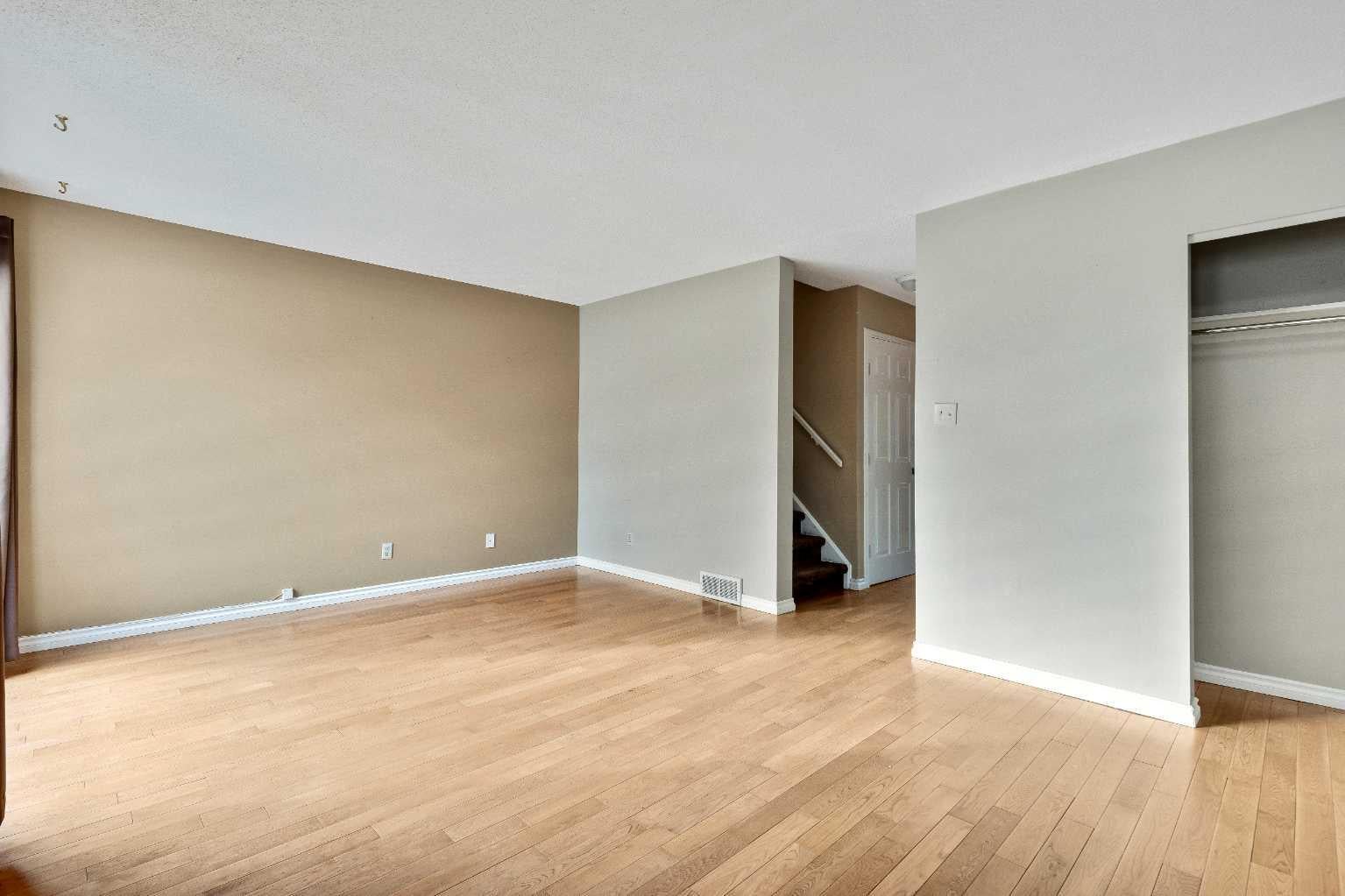 107 Elm Place 105